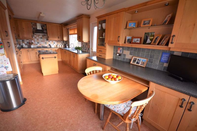 Kitchen/Diner- click for photo gallery